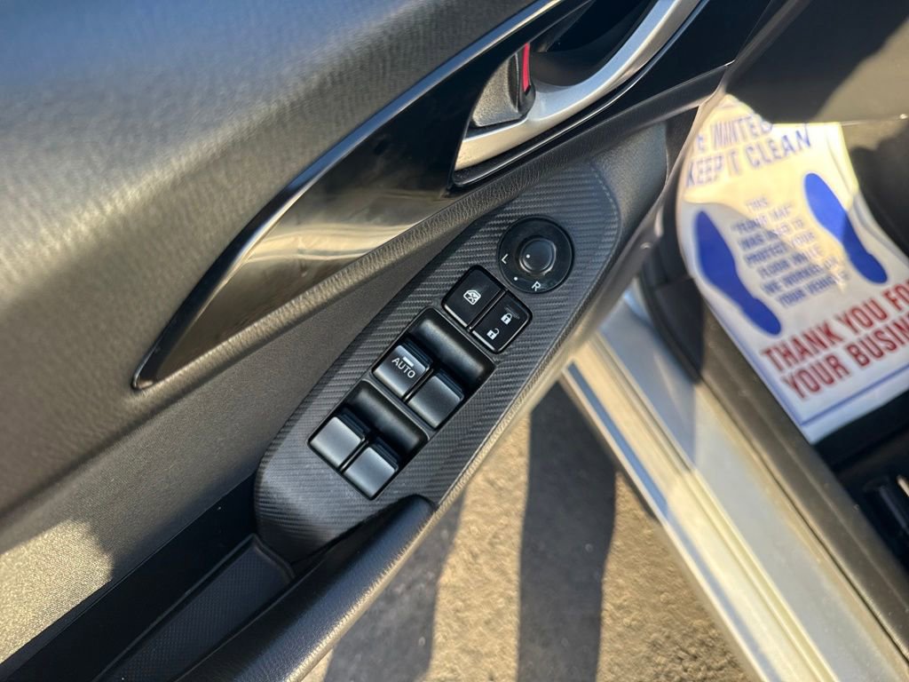 Used 2014 MAZDA MAZDA3 i Touring image 11