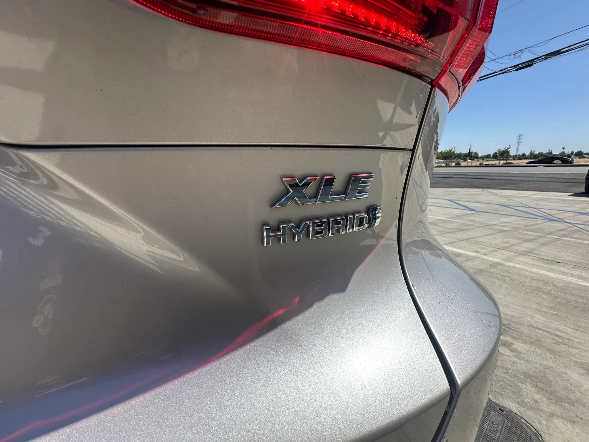 Used 2021 Toyota Venza XLE AWD/4WD image 4
