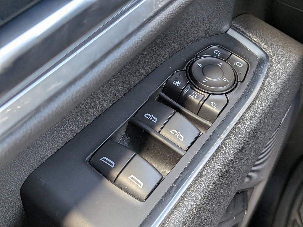 Certified 2026 Chevrolet Silverado 2500 High Country w/ Technology Package AWD/4WD image 23