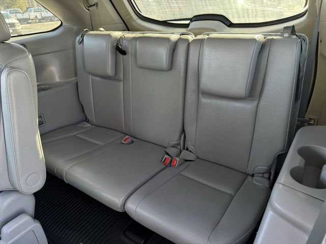 Used 2019 Toyota Highlander XLE image 28