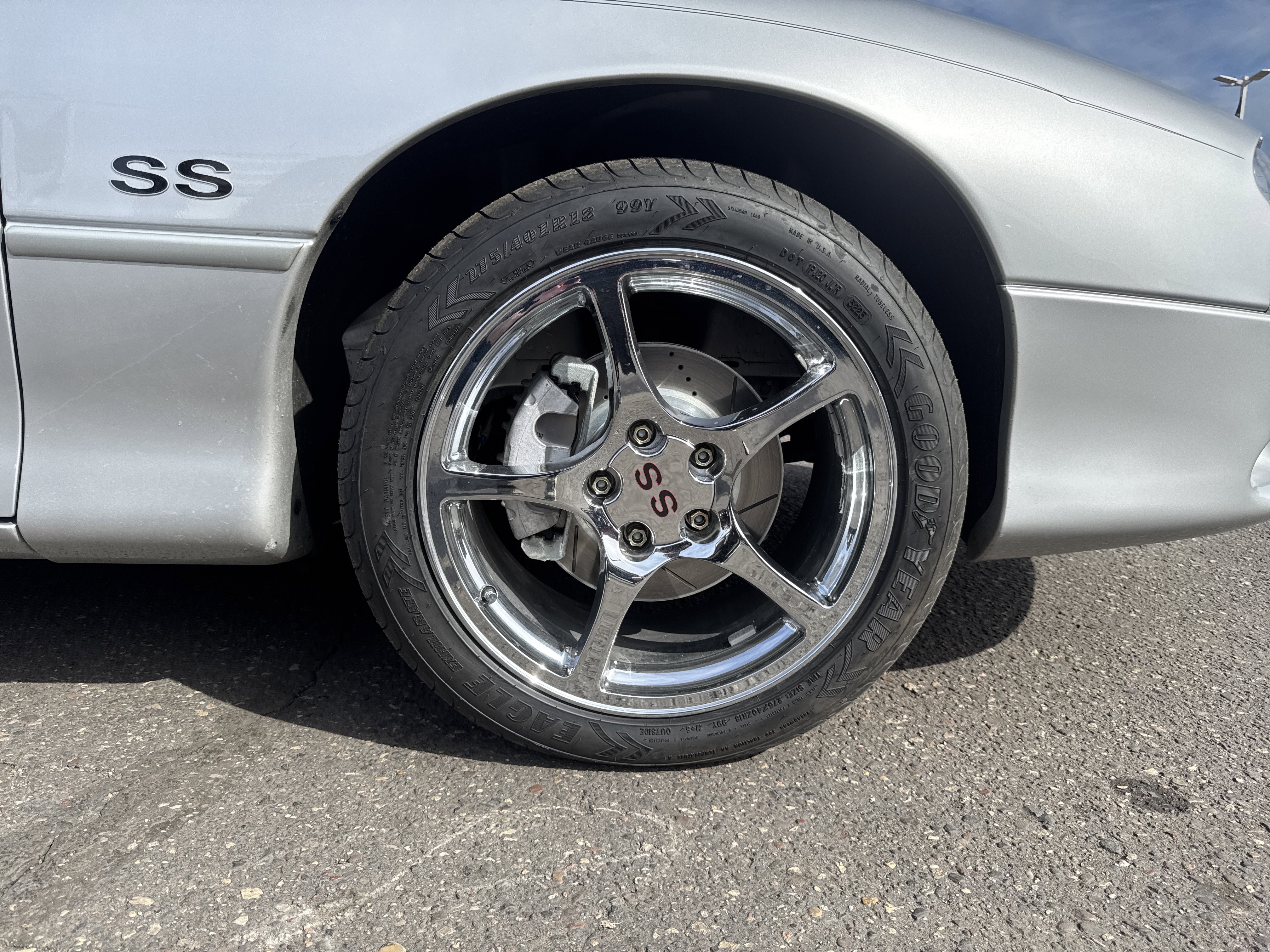 Used 2002 Chevrolet Camaro Z28 w/ SS Performance/Appearance Pkg image 9