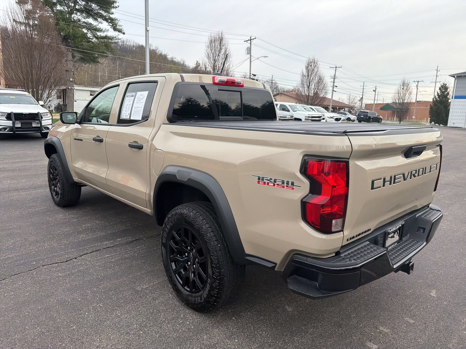 Used 2024 Chevrolet Colorado Trail Boss w/ Advanced Trailering Package AWD/4WD image 3