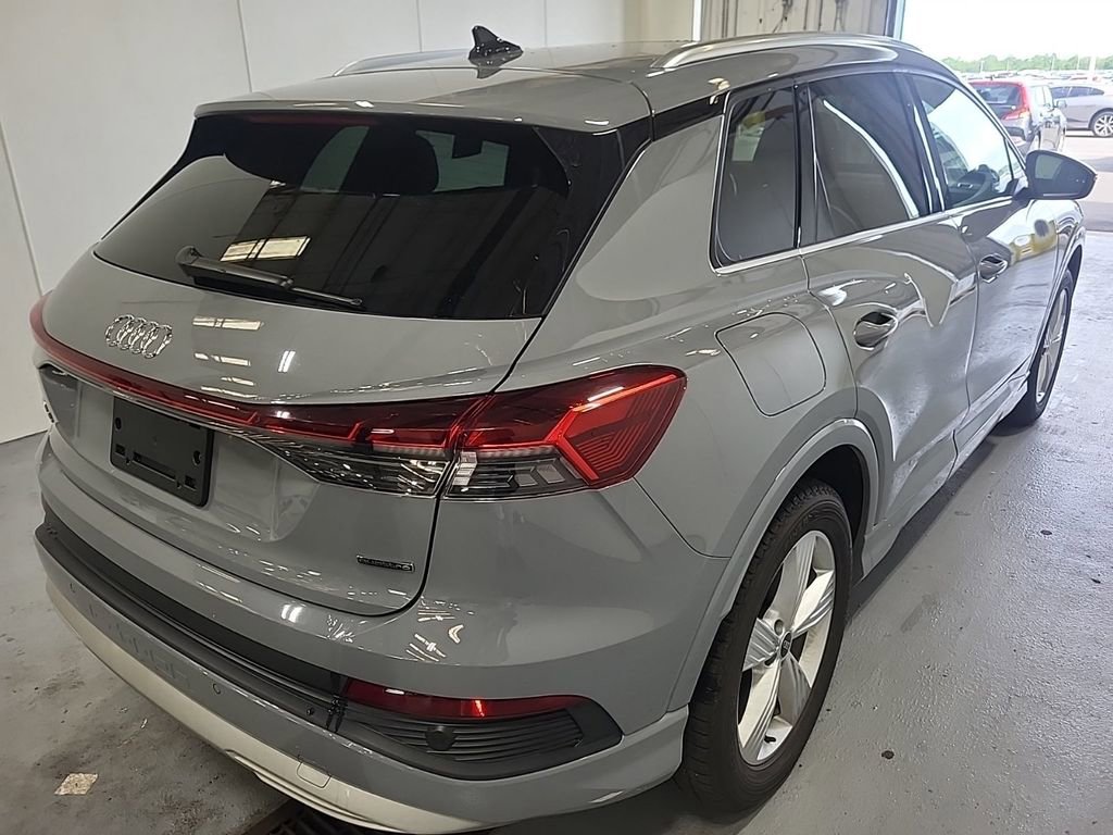 Used 2022 Audi Q4 e-tron Premium Plus w/ Premium Plus AWD/4WD image 2