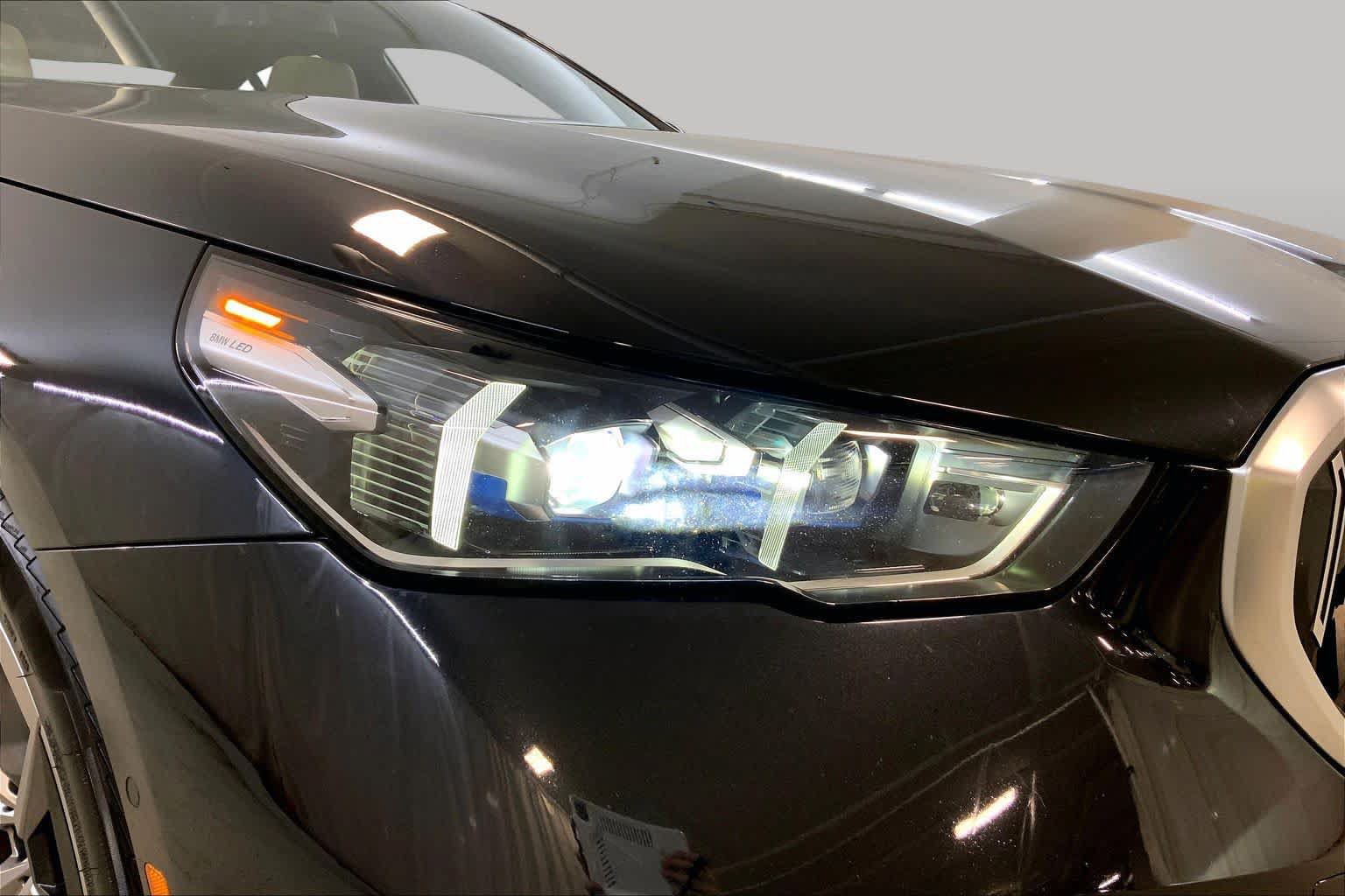 Used 2025 BMW i5 xDrive40 w/ Premium Package AWD/4WD image 27