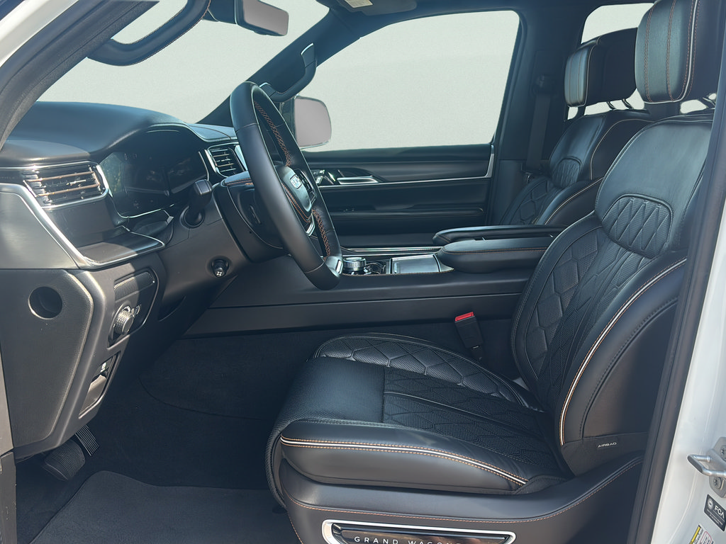 New 2026 Jeep Grand Wagoneer L Summit AWD/4WD image 22