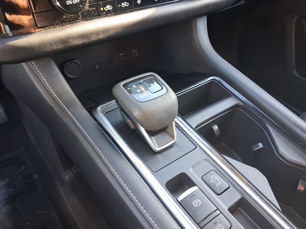 Used 2023 Nissan Pathfinder SL FWD image 24