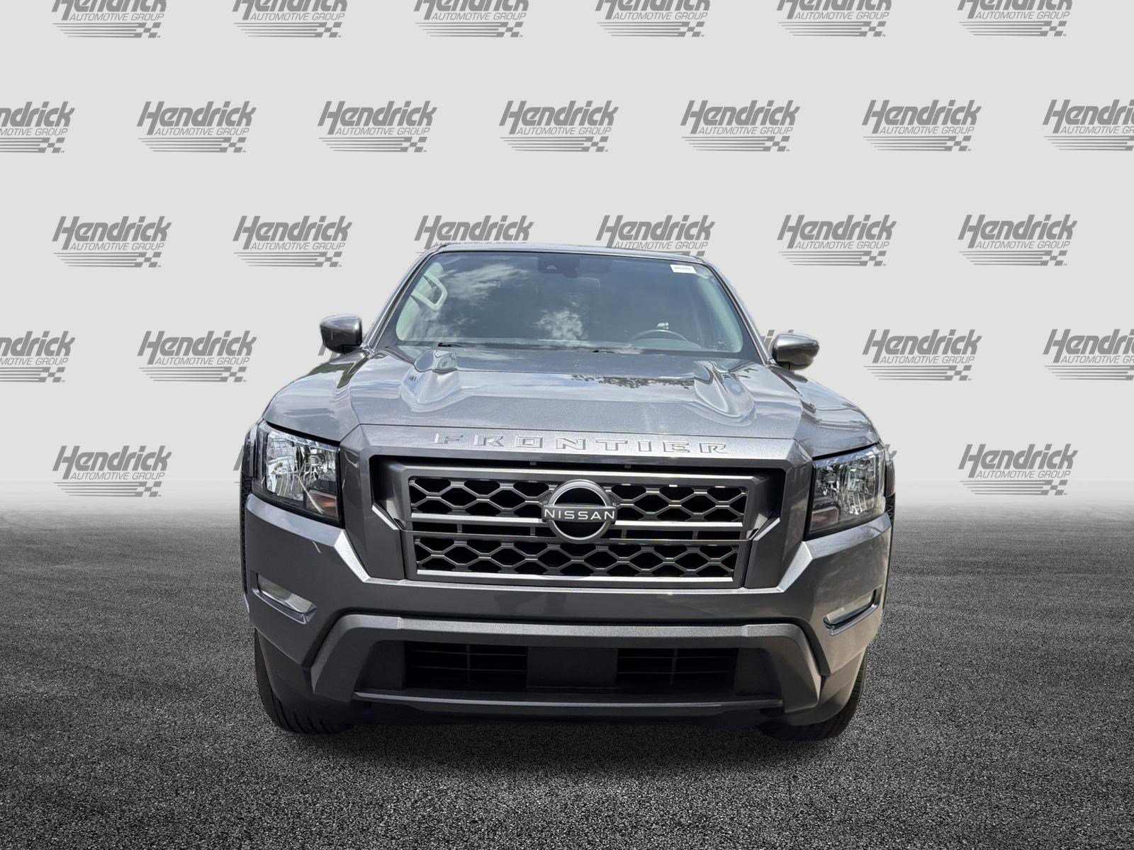 Used 2024 Nissan Frontier SV w/ SV Convenience Package RWD image 3