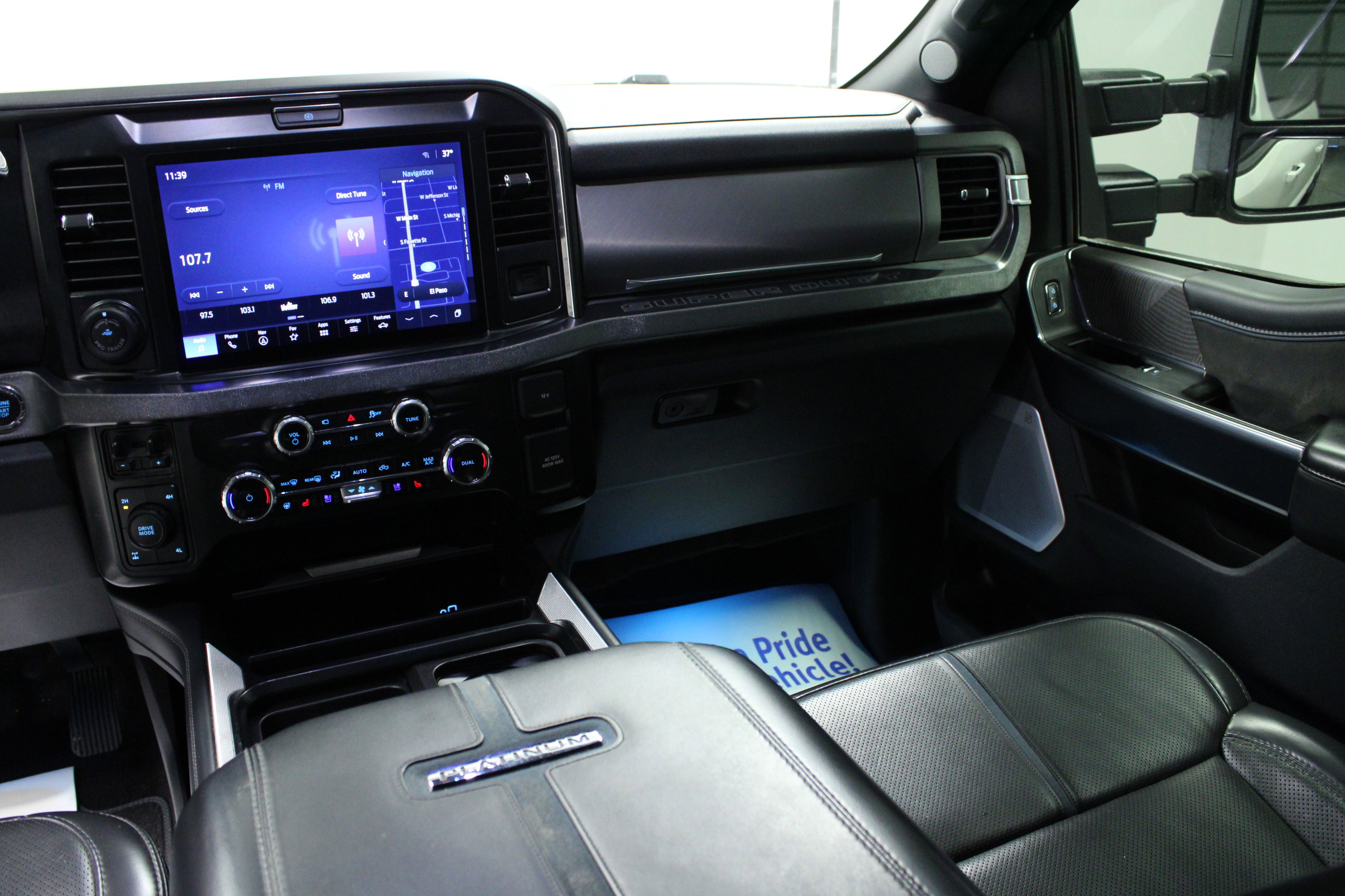 Used 2025 Ford F250 Platinum image 19