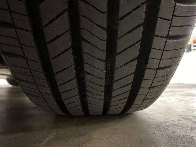 Used 2018 Tesla Model S 75D image 94