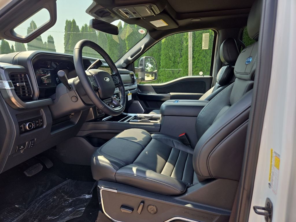 New 2026 Ford F250 Platinum w/ Tremor Off-Road Package AWD/4WD image 10