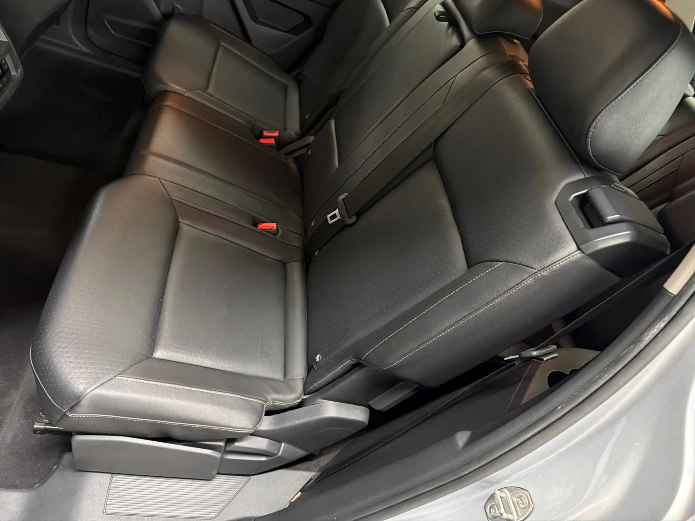 Used 2018 Volkswagen Atlas SEL AWD/4WD image 15