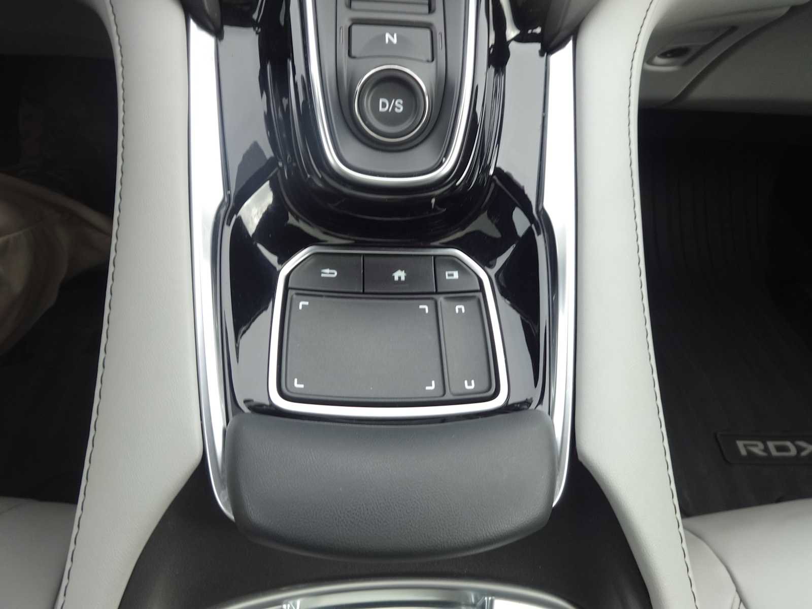 Used 2021 Acura RDX FWD w/ Technology Package image 18