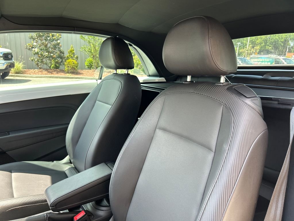 Used 2019 Volkswagen Beetle 2.0T SE FWD image 13