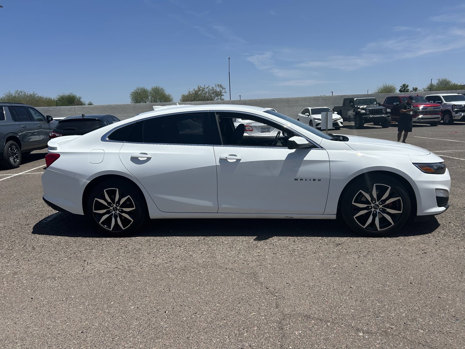 Used 2022 Chevrolet Malibu RS FWD image 5