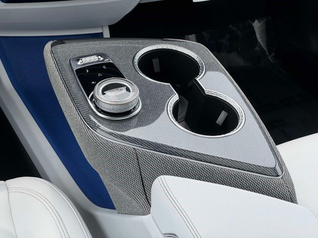 Certified 2025 Cadillac Optiq Luxury 1 AWD/4WD image 4