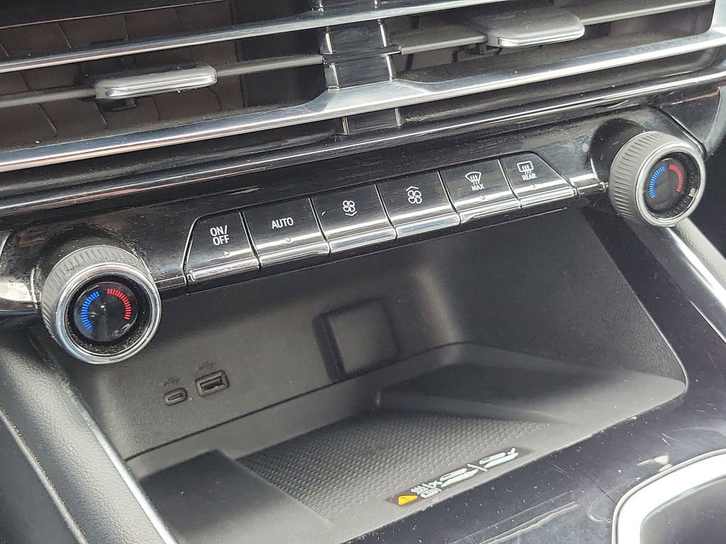 Certified 2024 Chevrolet Traverse RS image 20