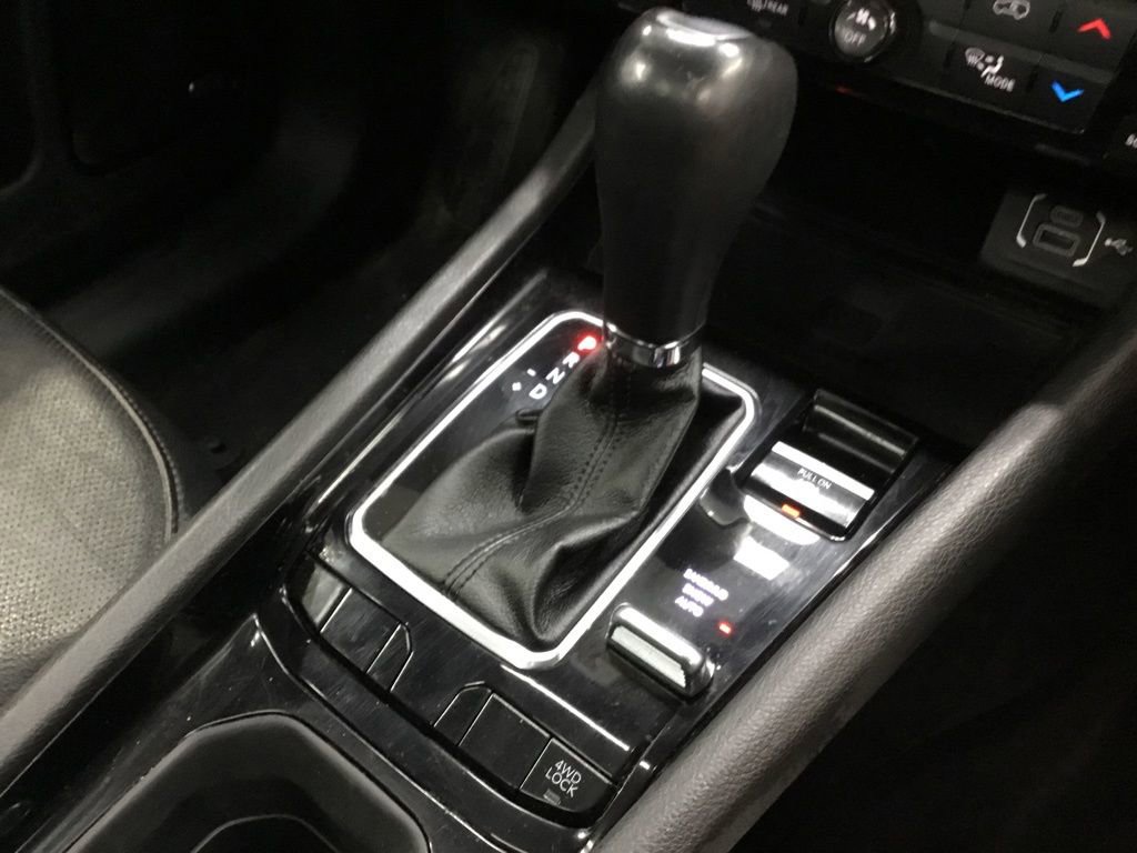 Used 2022 Jeep Compass Limited w/ (RED) Package image 28