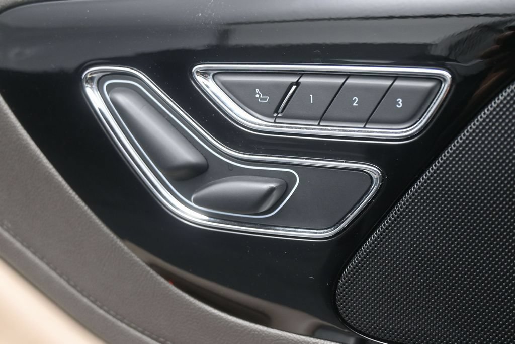 Used 2021 Lincoln Aviator Reserve w/ Equipment Group 201A AWD/4WD image 12