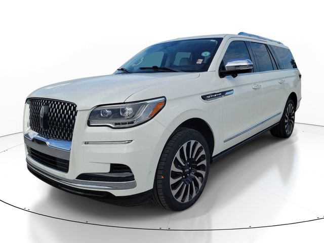 Used 2023 Lincoln Navigator L Black Label AWD/4WD image 8
