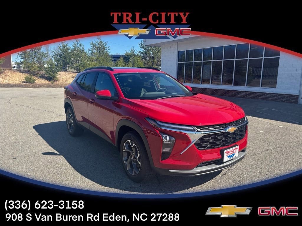 New 2026 Chevrolet Trax LT w/ Sunroof Package