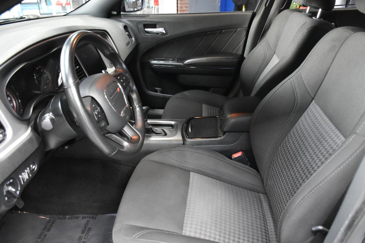 Used 2022 Dodge Charger SXT w/ Driver Convenience Group AWD/4WD image 20