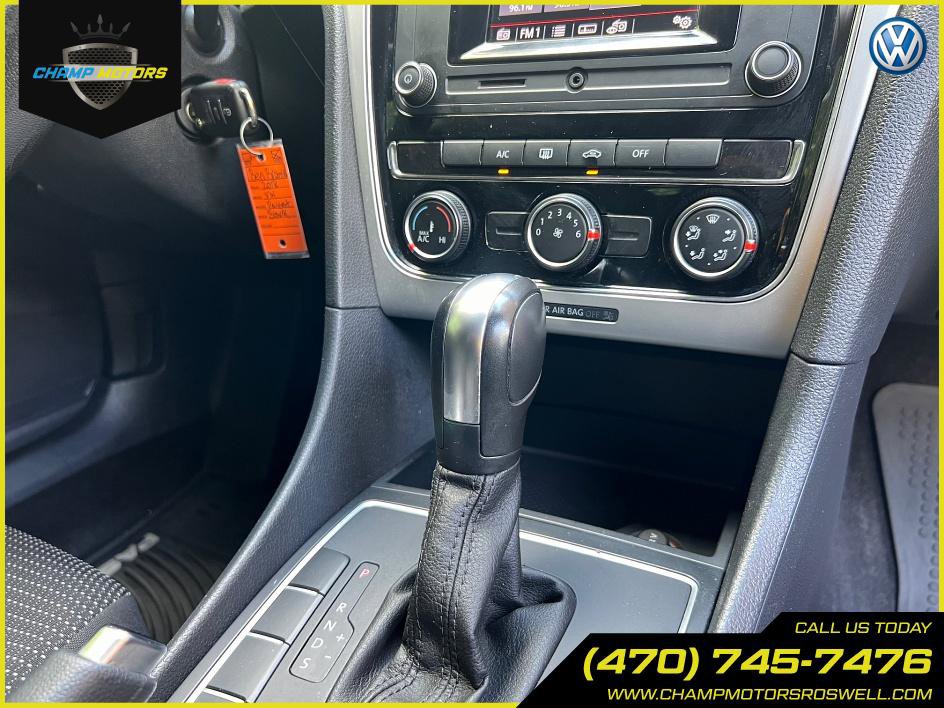 Used 2018 Volkswagen Passat 2.0T S image 33