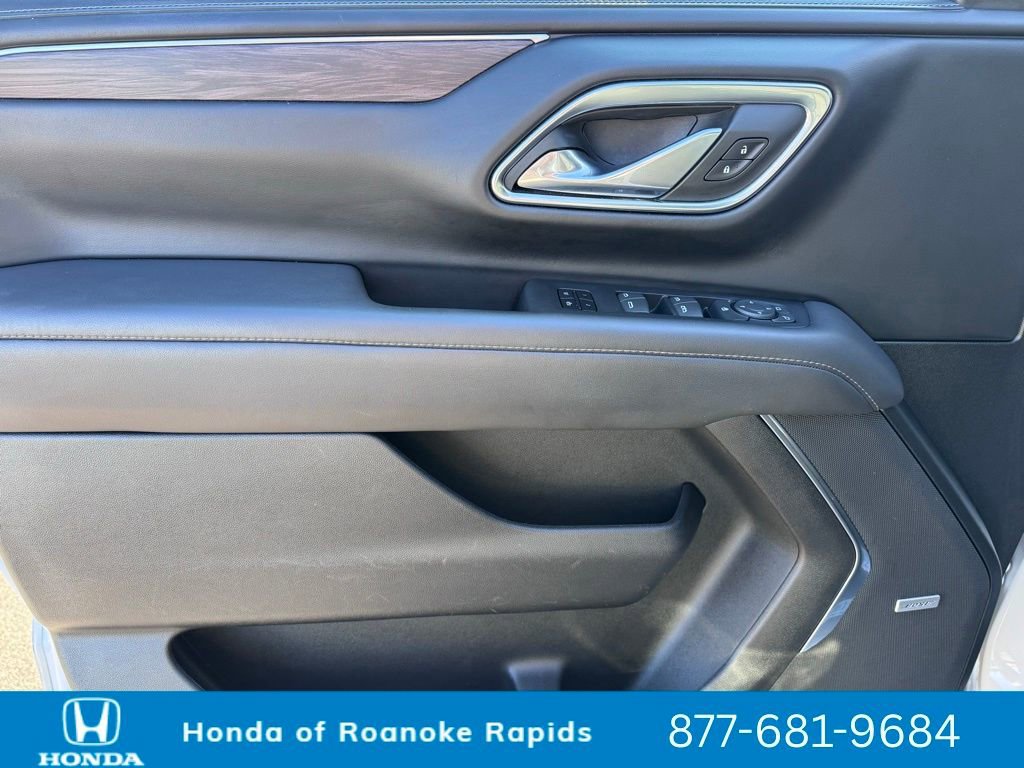 Used 2023 Chevrolet Suburban LT image 28