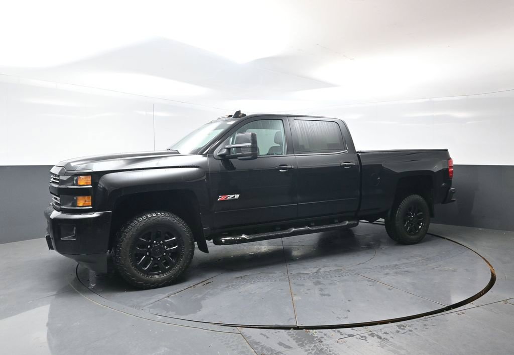 Used 2016 Chevrolet Silverado 2500 LT w/ Midnight Edition AWD/4WD image 10