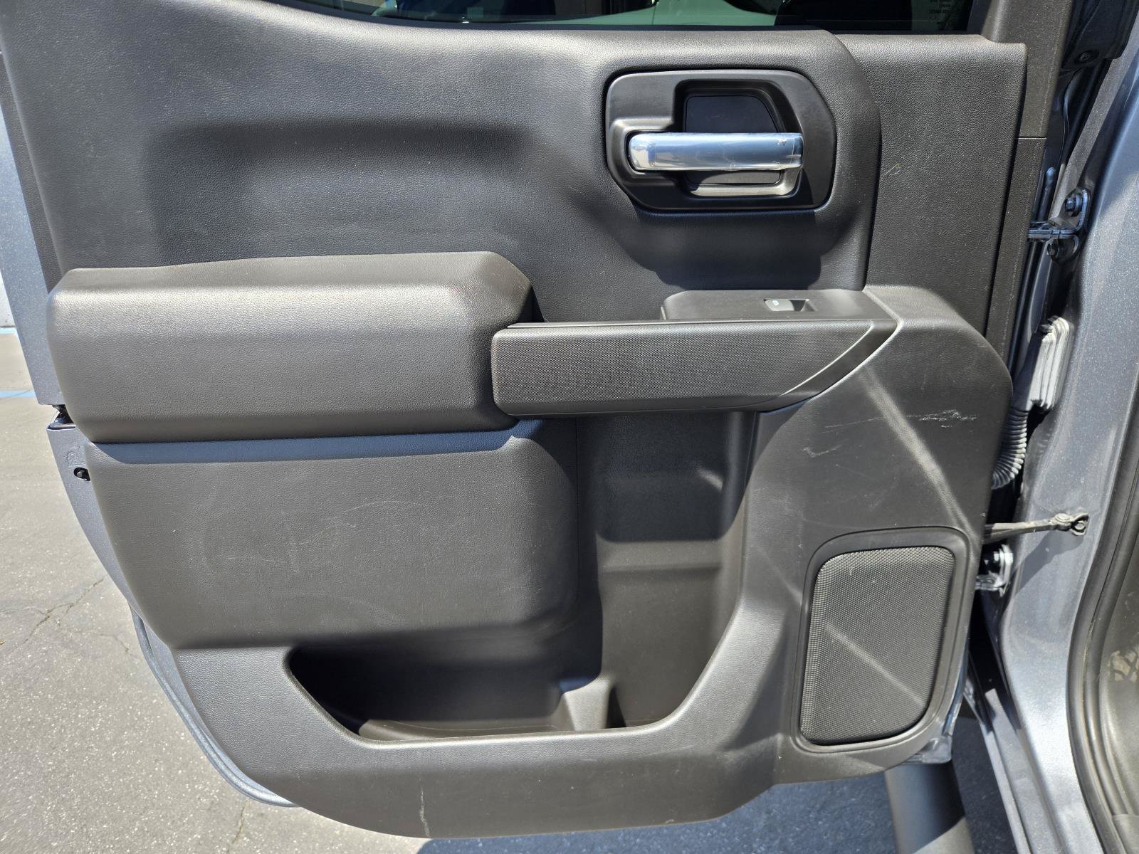 Used 2022 Chevrolet Silverado 1500 LT RWD image 23