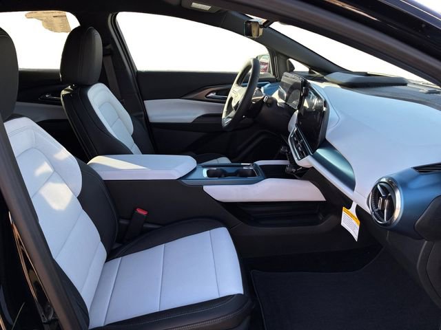 New 2026 Chevrolet Equinox EV LT w/ Convenience Package II image 13