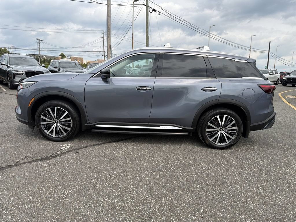Used 2023 INFINITI QX60 Sensory AWD/4WD image 11