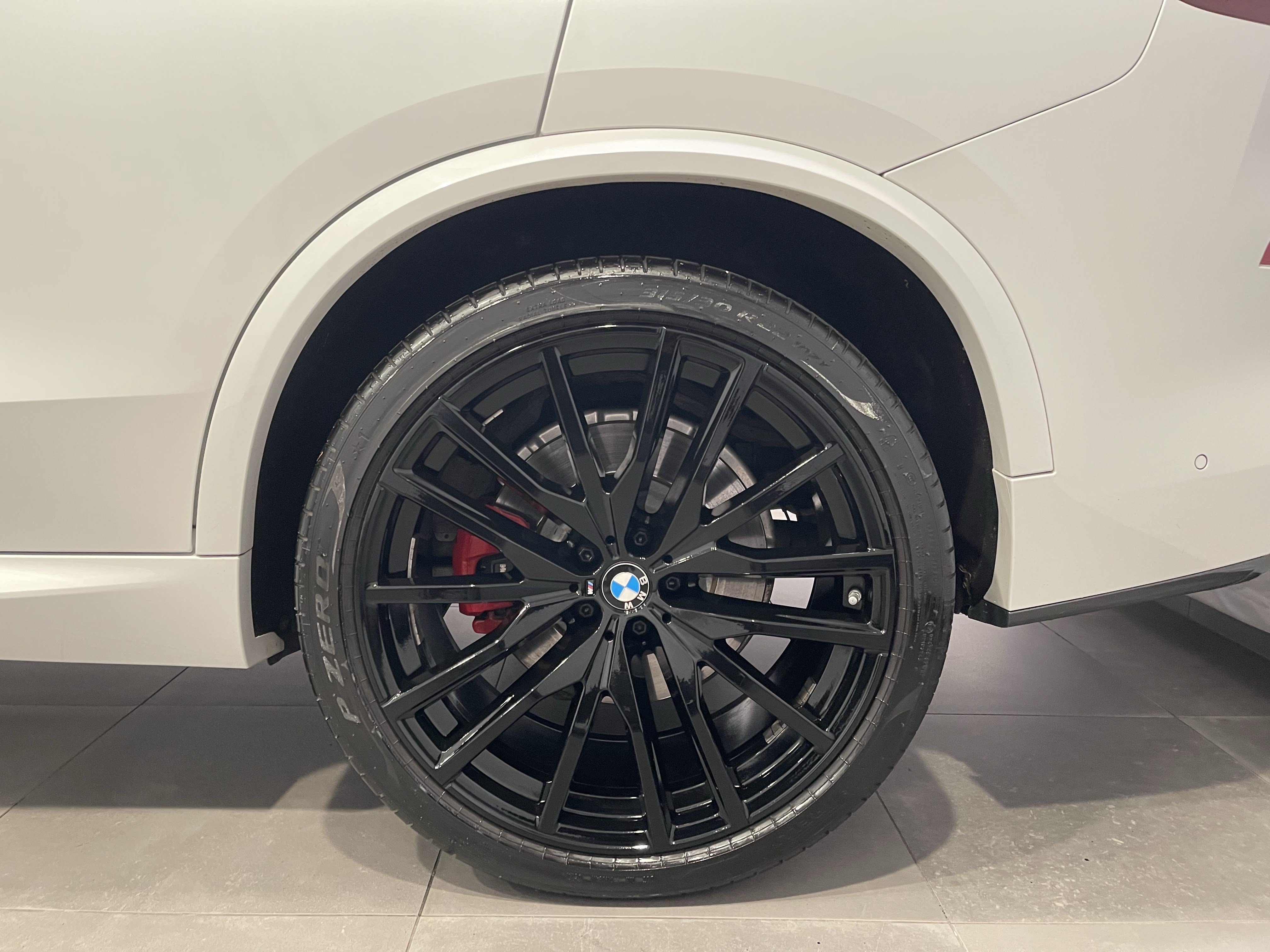 Certified 2022 BMW X5 M50i w/ Executive Package AWD/4WD image 8