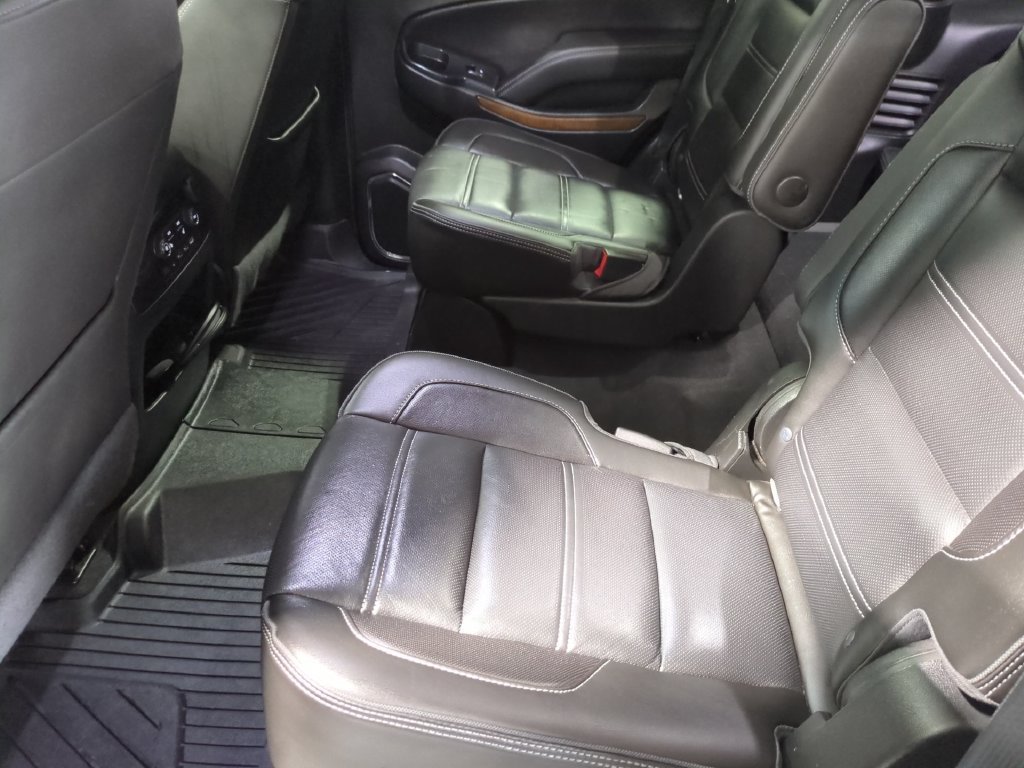 Used 2019 GMC Yukon Denali w/ Denali Ultimate Package AWD/4WD image 24