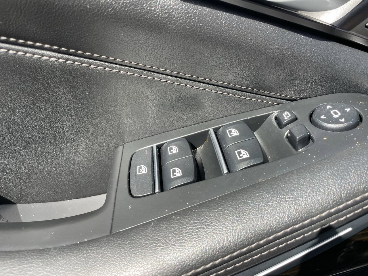 Used 2023 BMW X5 xDrive45e AWD/4WD image 19