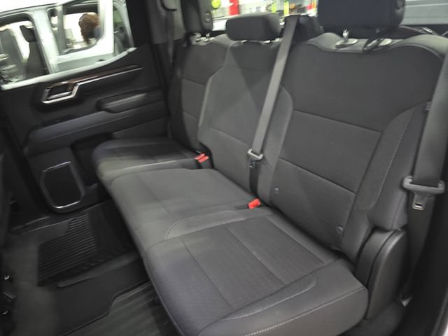 Used 2025 Chevrolet Silverado 1500 LT AWD/4WD image 17