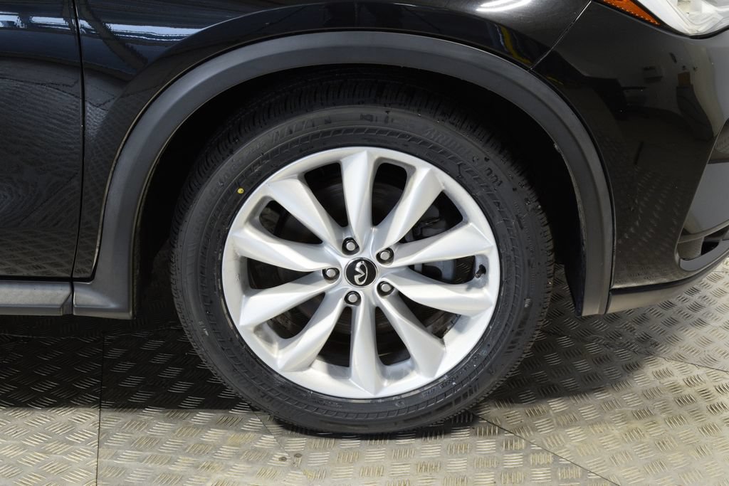 Certified 2019 INFINITI QX50 Essential w/ Proactive Package FWD image 37