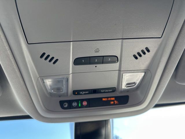 Used 2023 GMC Acadia SLT image 29