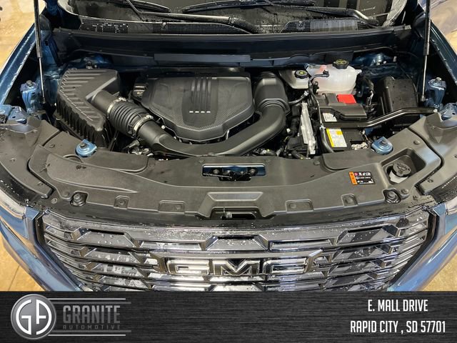 Used 2026 GMC Acadia Denali Ultimate w/ LPO, Floor Liner Package image 30