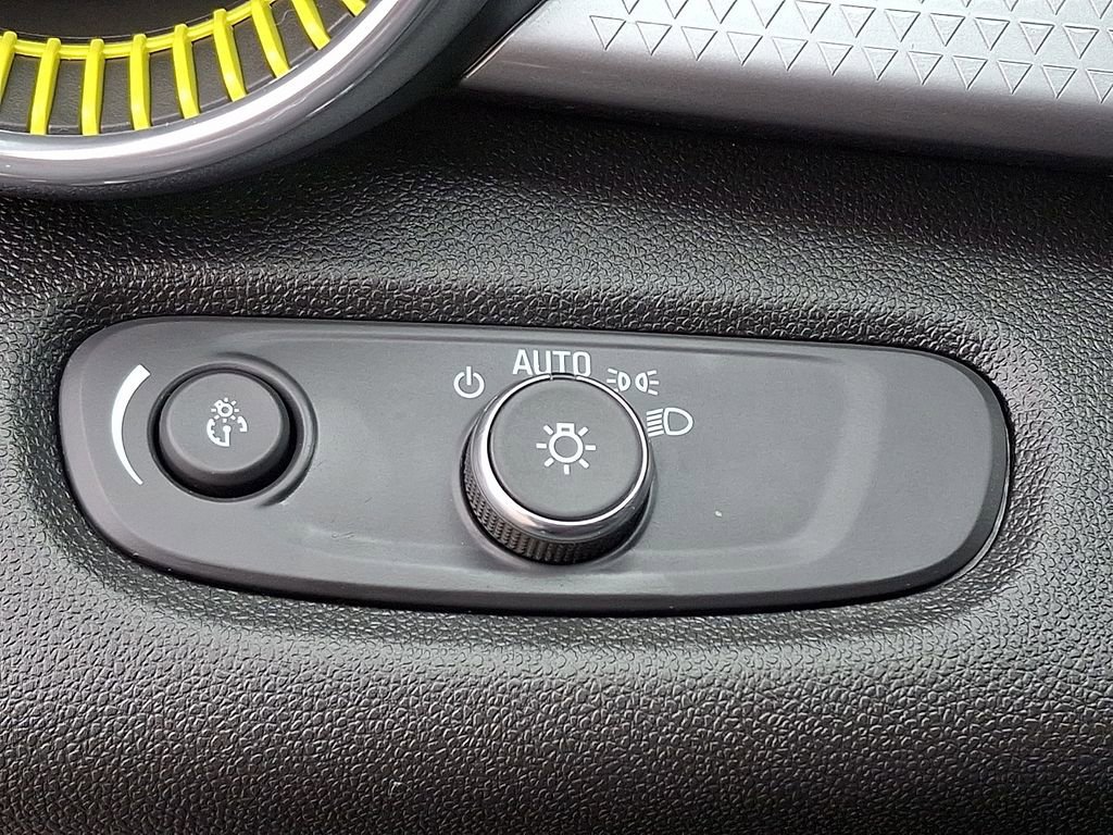 Used 2024 Chevrolet Trax LT w/ Driver Confidence Package image 23