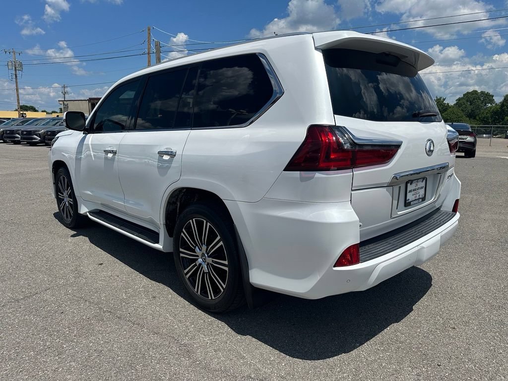 Used 2020 Lexus LX 570 4WD w/ Luxury Package image 7
