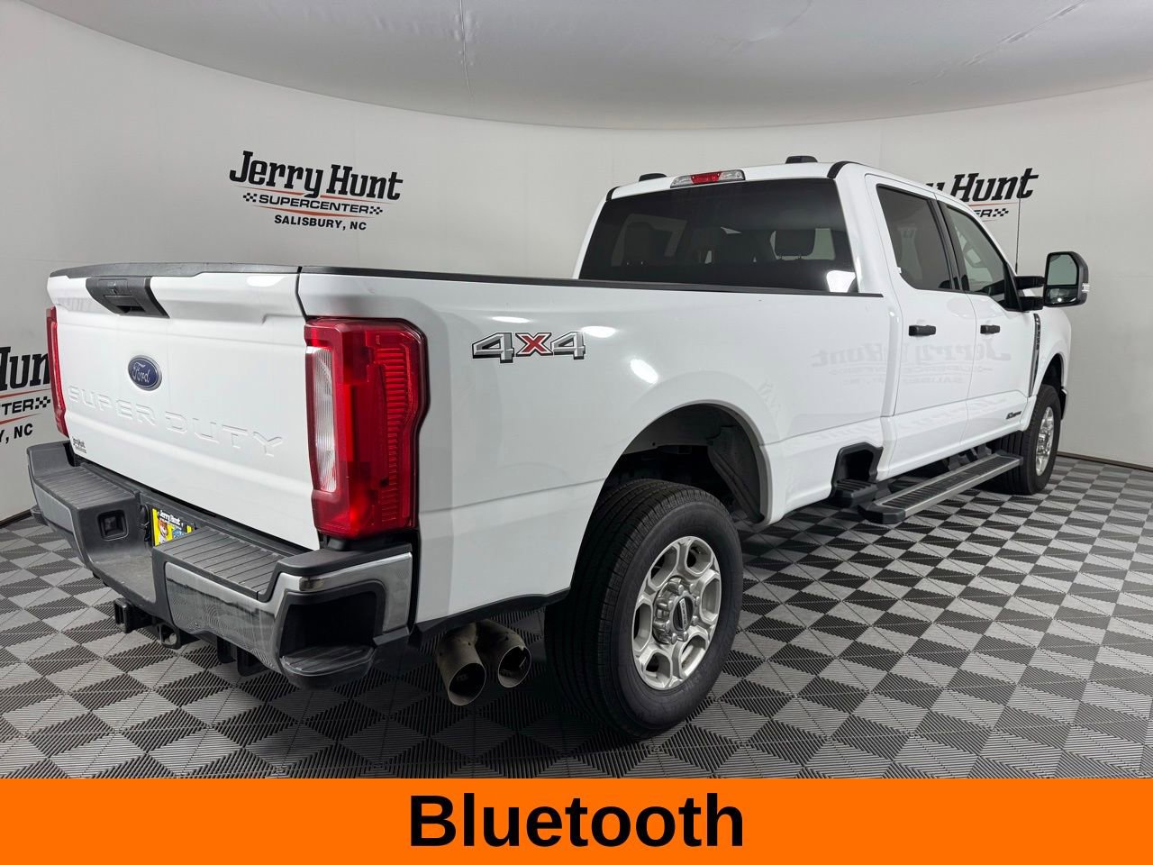 Used 2025 Ford F250 XLT AWD/4WD image 7