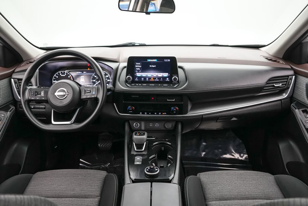 Used 2023 Nissan Rogue SV AWD/4WD image 15