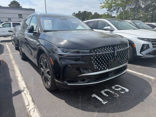 Used 2024 Lincoln Nautilus Reserve w/ Equipment Group 202A image 1