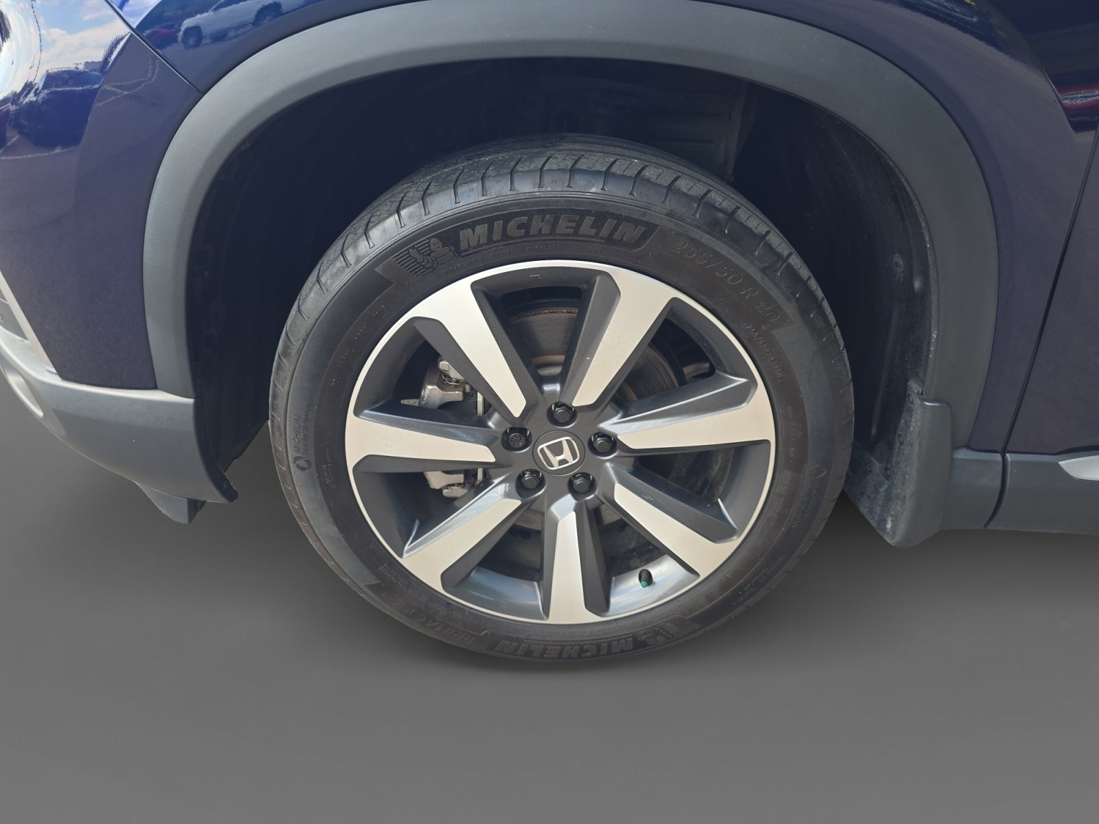 Used 2023 Honda Pilot Touring image 10