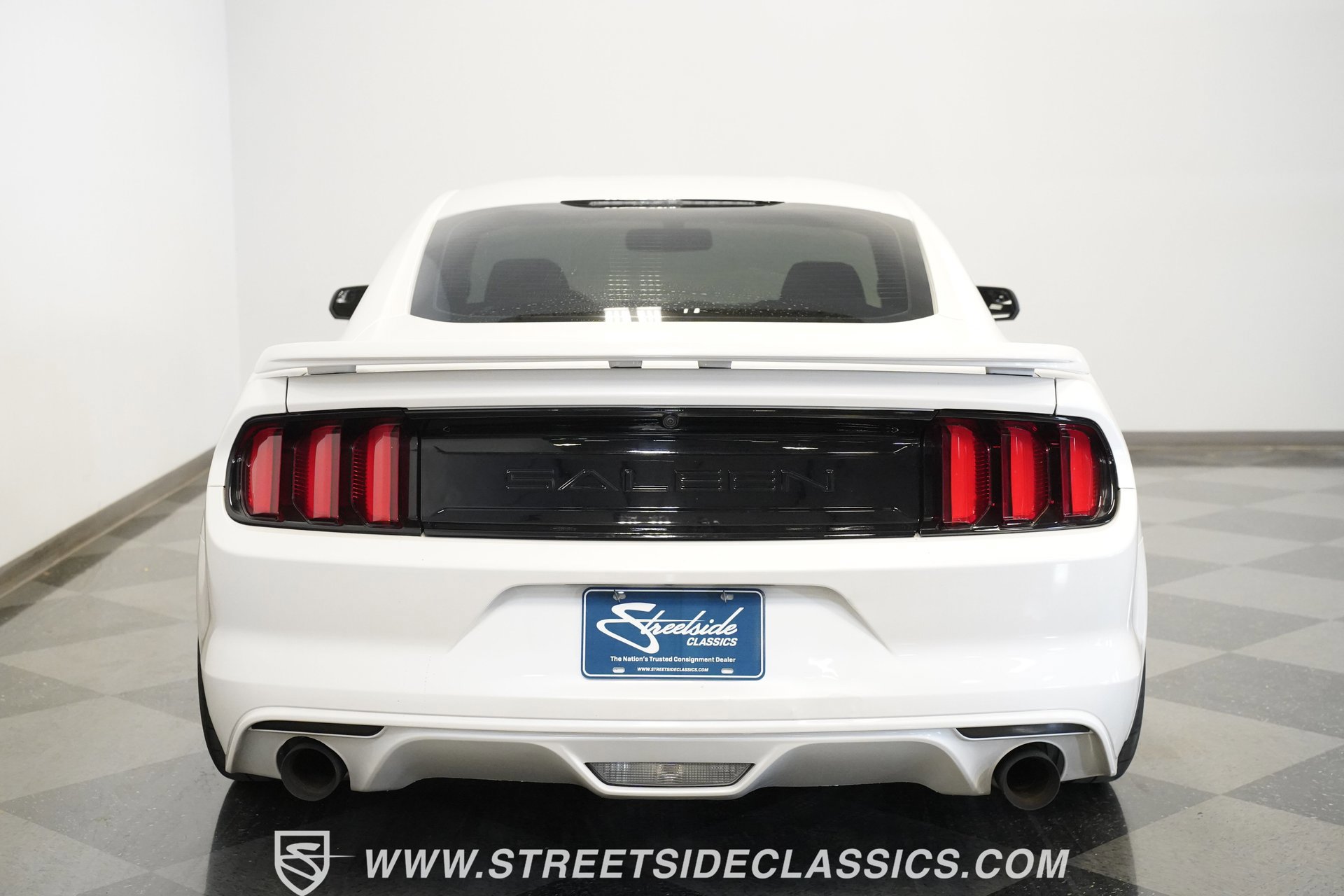 Used 2017 Ford Mustang GT image 25