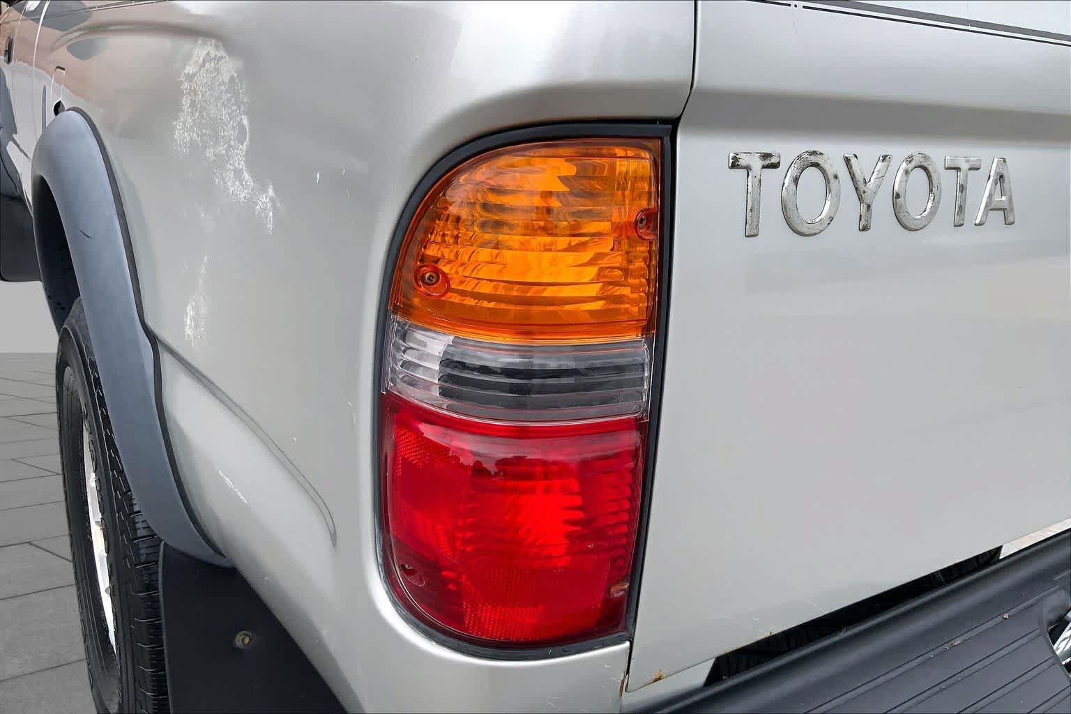 Used 2003 Toyota Tacoma PreRunner RWD image 25