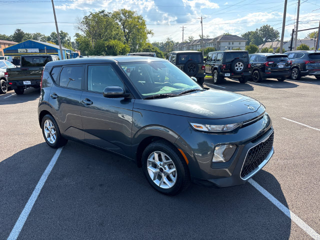 Used 2021 Kia Soul S w/ Paint Protection Package FWD image 2