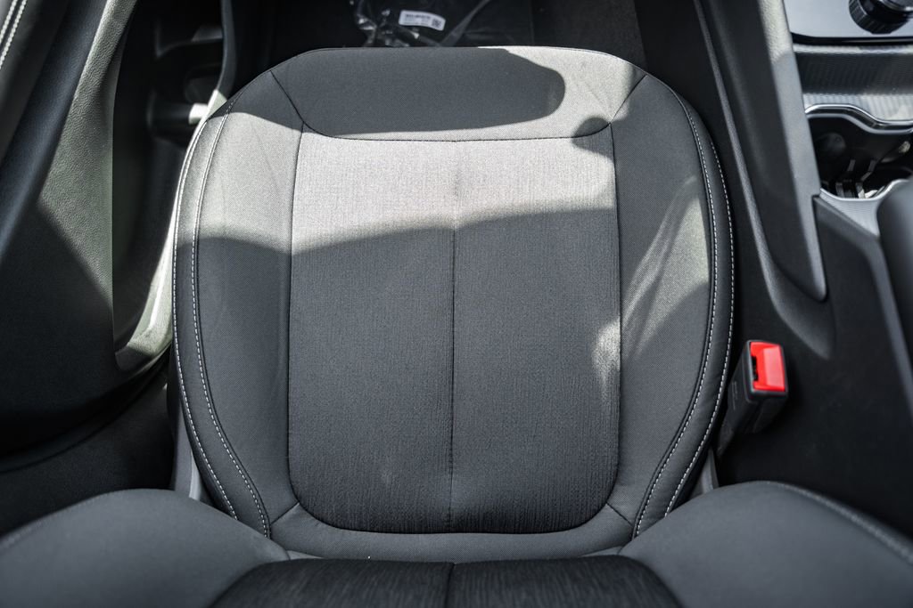 New 2025 Jeep Grand Cherokee Laredo X w/ Luxury Tech Group I image 33