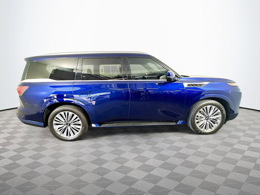 Used 2025 INFINITI QX80 Sensory image 4
