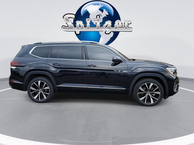 Used 2024 Volkswagen Atlas SEL Premium R-Line image 9